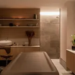 Apartament Vacationclub – Kapitańska 8 *