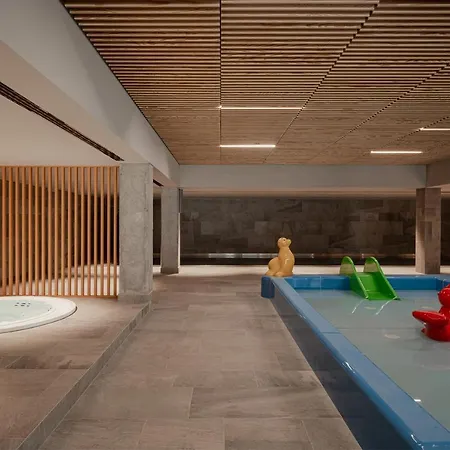 Apartment Vacationclub - Kapitanska 8